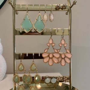 7 pairs of earrings including 2 Kendra Scott. Good used condition.